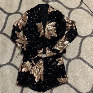 VIP STATUS SET - BLACK/GOLD